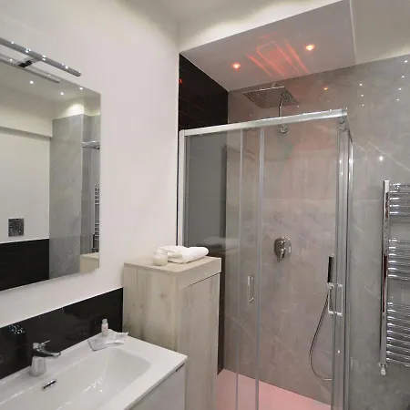 & Rooftop - Sky Pompeji