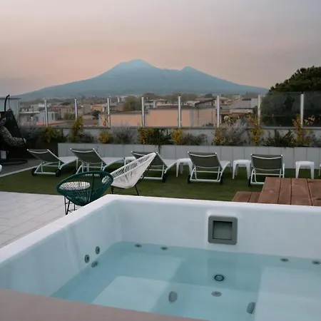 Lejlighed & Rooftop - Sky