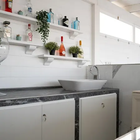 & Rooftop - Sky * Pompeji