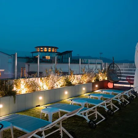 & Rooftop - Sky Apartment *
