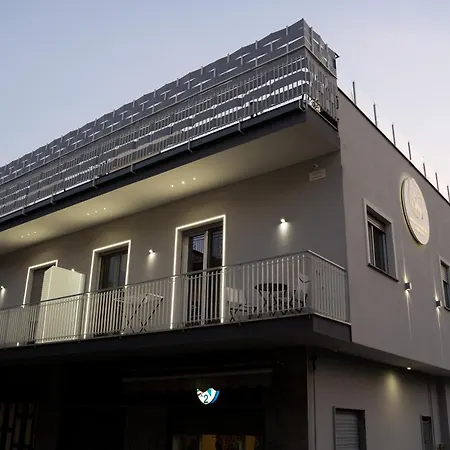 & Rooftop - Sky Διαμέρισμα *