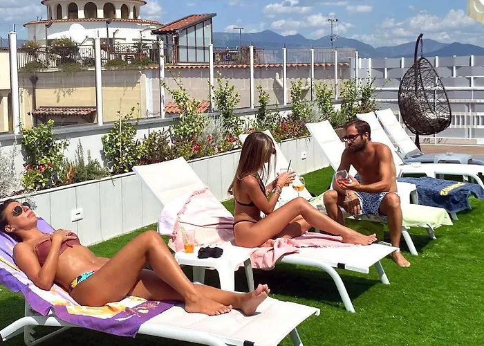 & Rooftop - Sky * Πομπηία