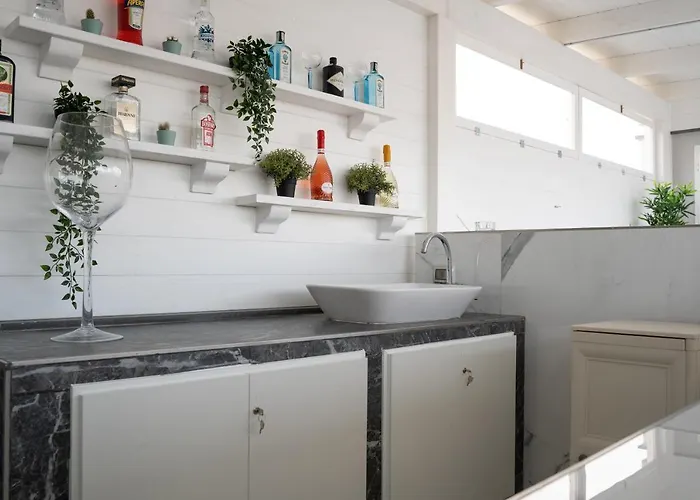 & Rooftop - Sky * Πομπηία