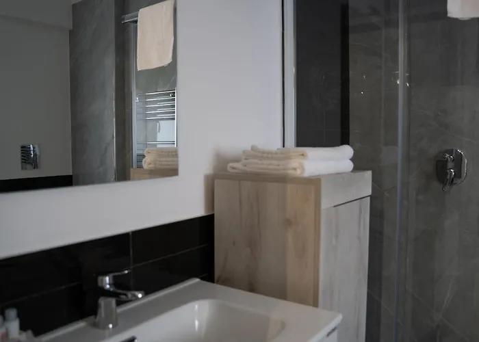 & Rooftop - Sky * Πομπηία