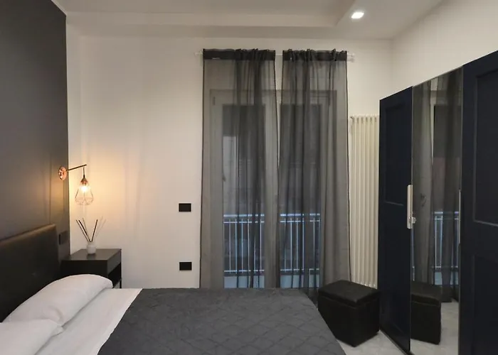 Apartment & Rooftop - Sky *